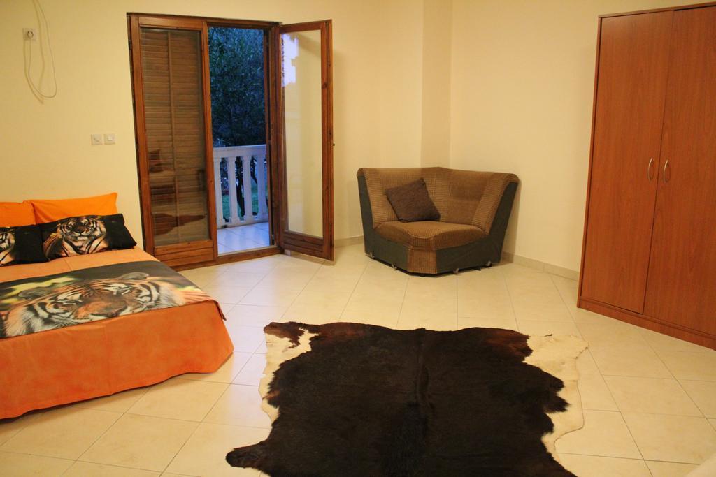 4M Apartments Petrovac Szoba fotó